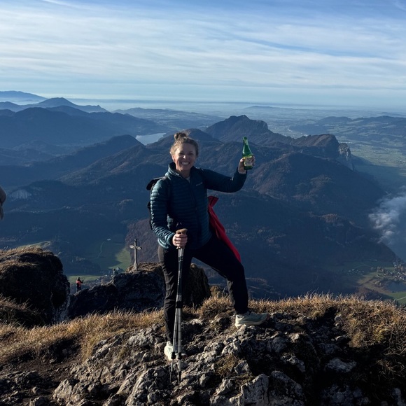 Meet your Posher, Abby - Picture 1 of 1